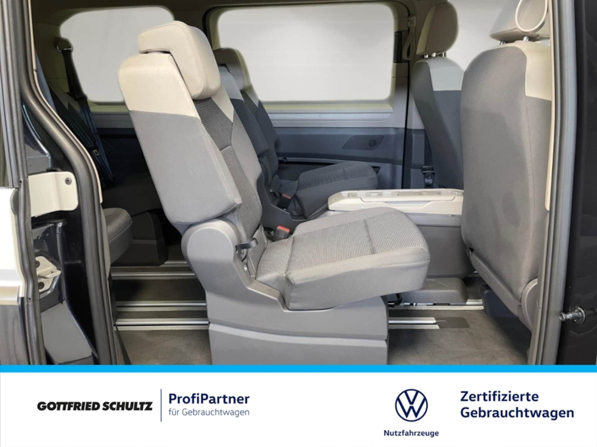 Volkswagen Multivan Basis-Modell