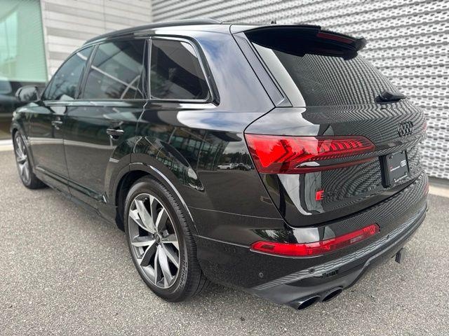 2023 Audi SQ7