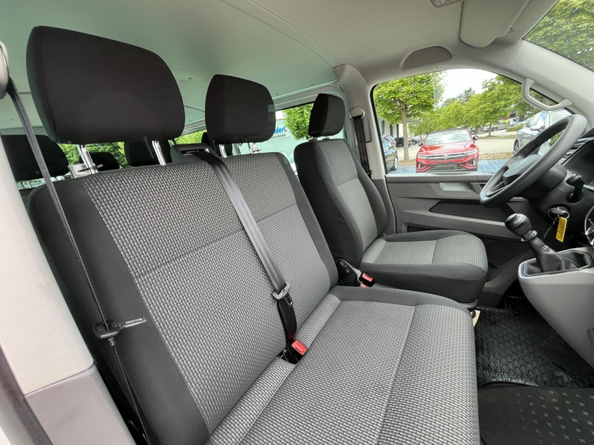 Volkswagen T6.1 Transporter Kombi kurzer Radstand