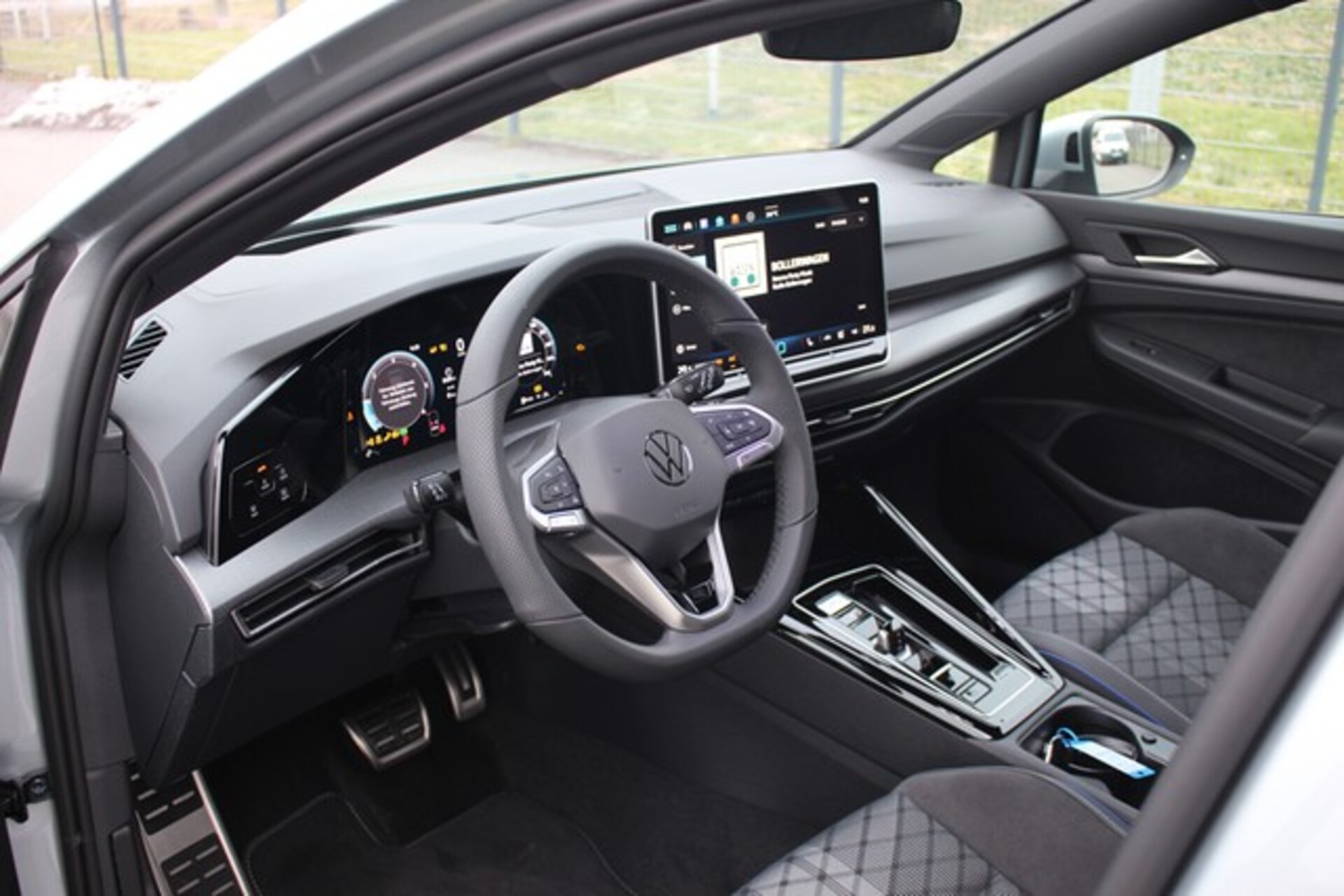 Volkswagen Golf R-Line