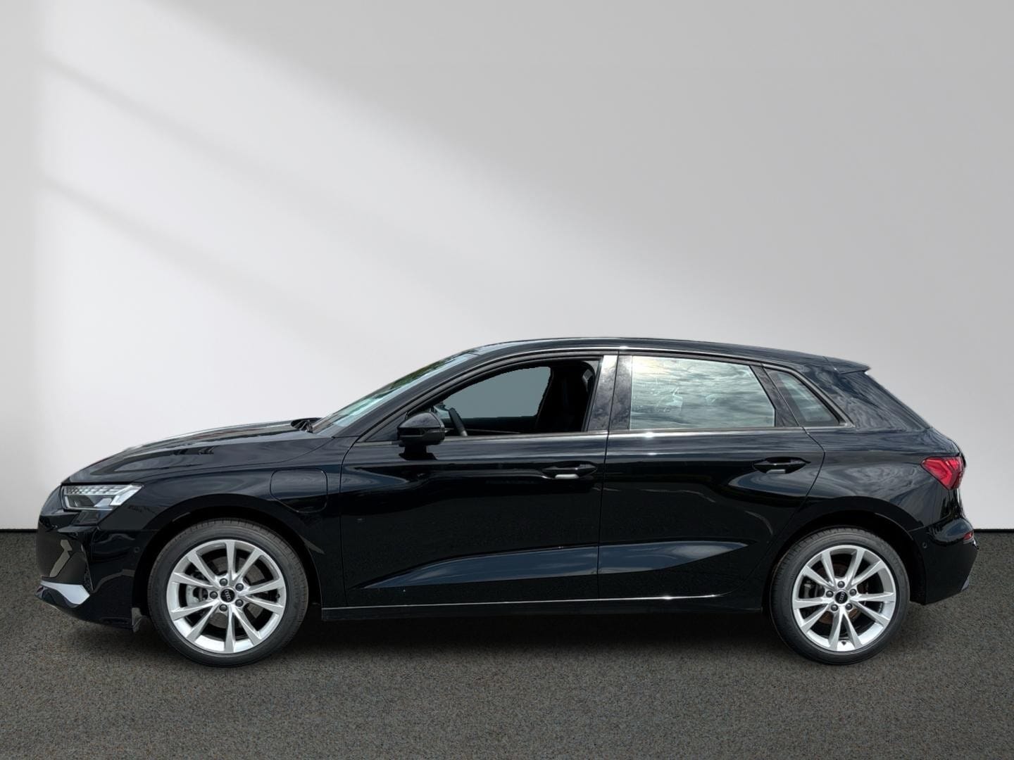 Bild über Audi A3 Sportback TFSI e TFSI e 150 kW S tronic - für weitere Informationen kontaktieren Sie den Audi Partner