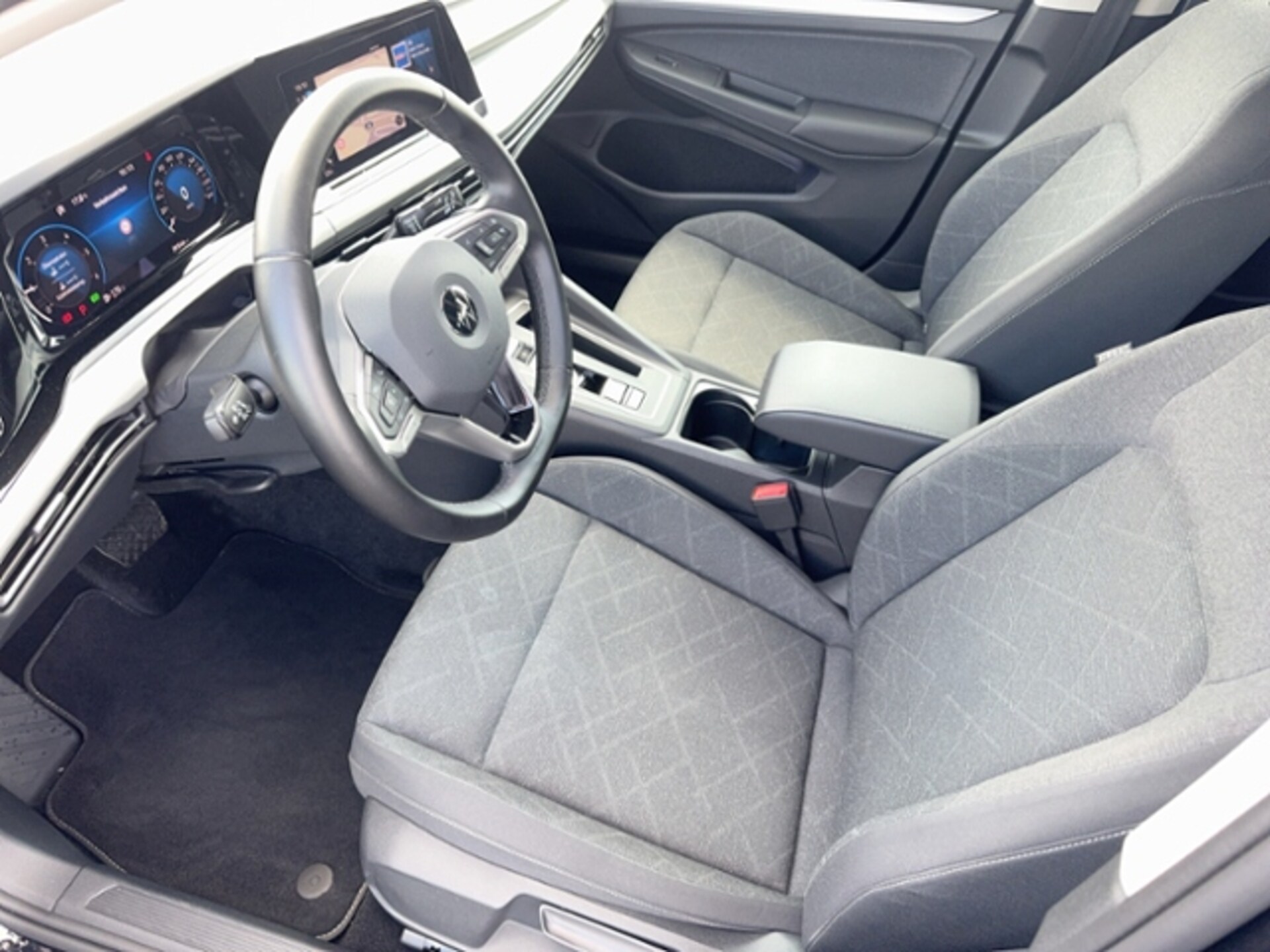Volkswagen Golf Variant Life
