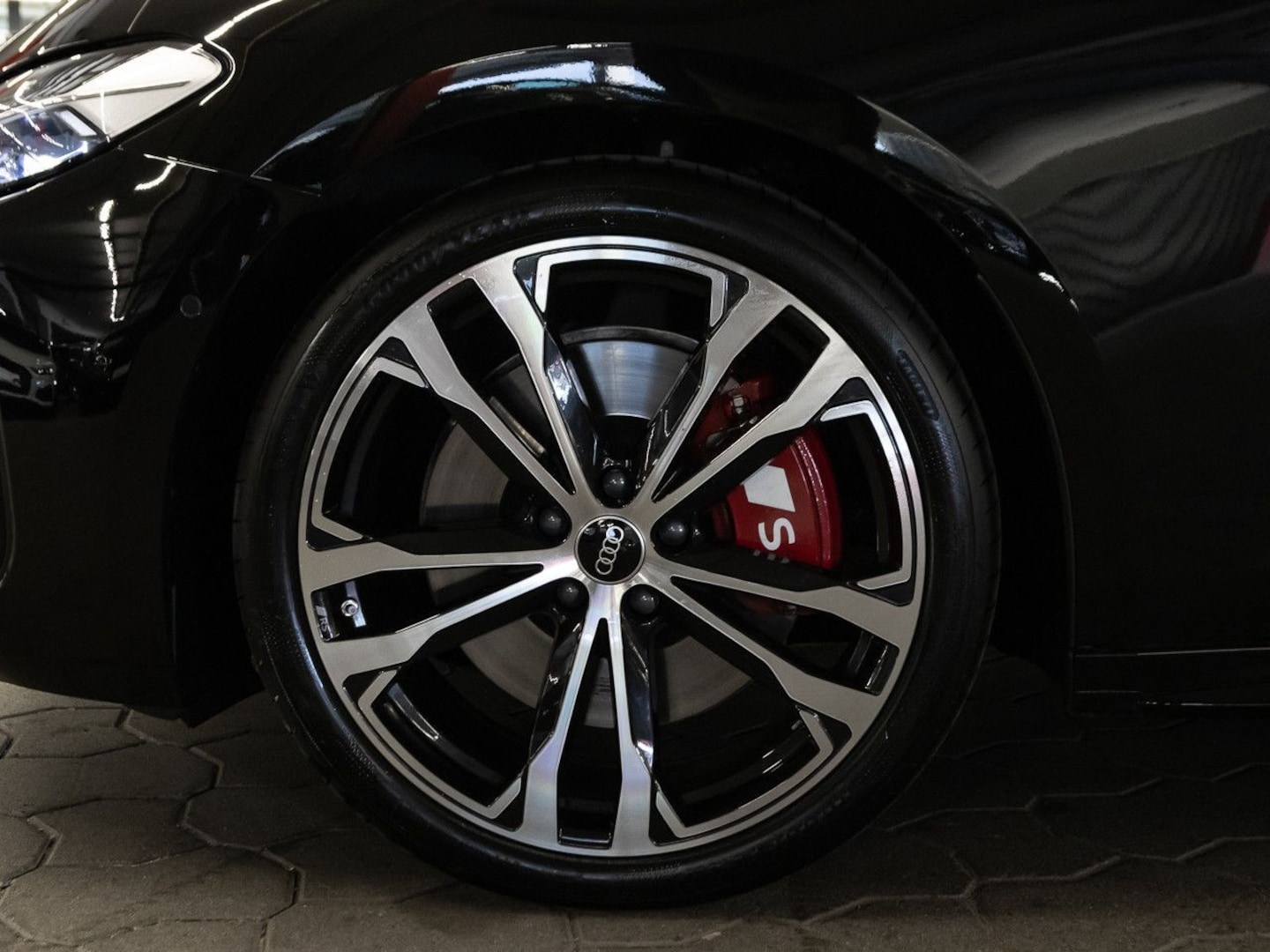 Bild über Audi S5 Avant TFSI 270 kW S tronic - für weitere Informationen kontaktieren Sie den Audi Partner