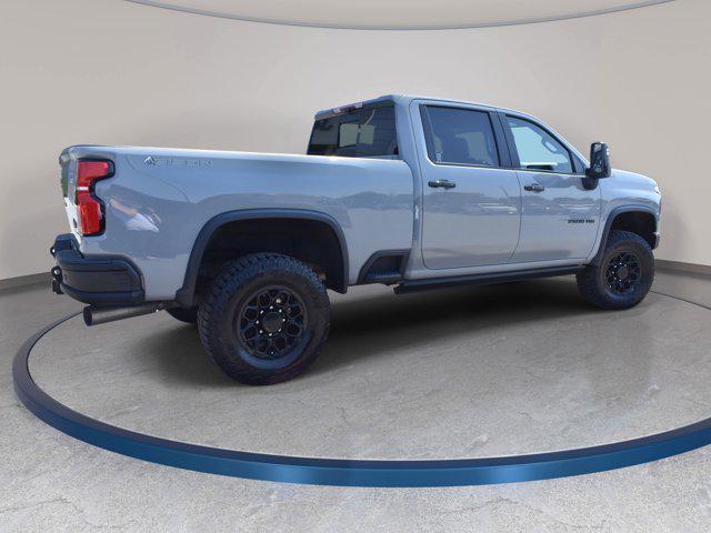 2024 Chevrolet Silverado 2500HD ZR2 - Photo 7