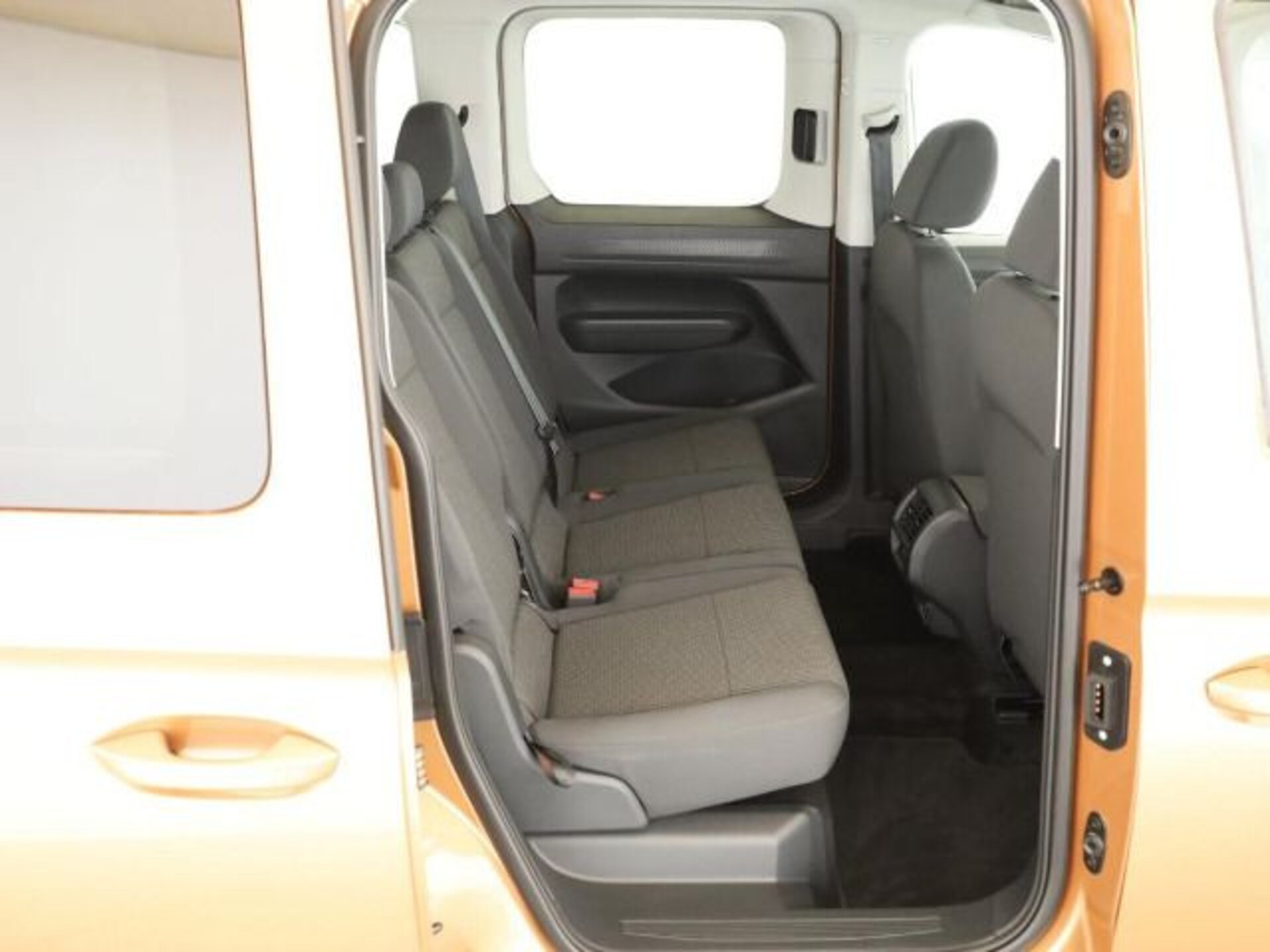 Volkswagen Caddy Basis-Modell