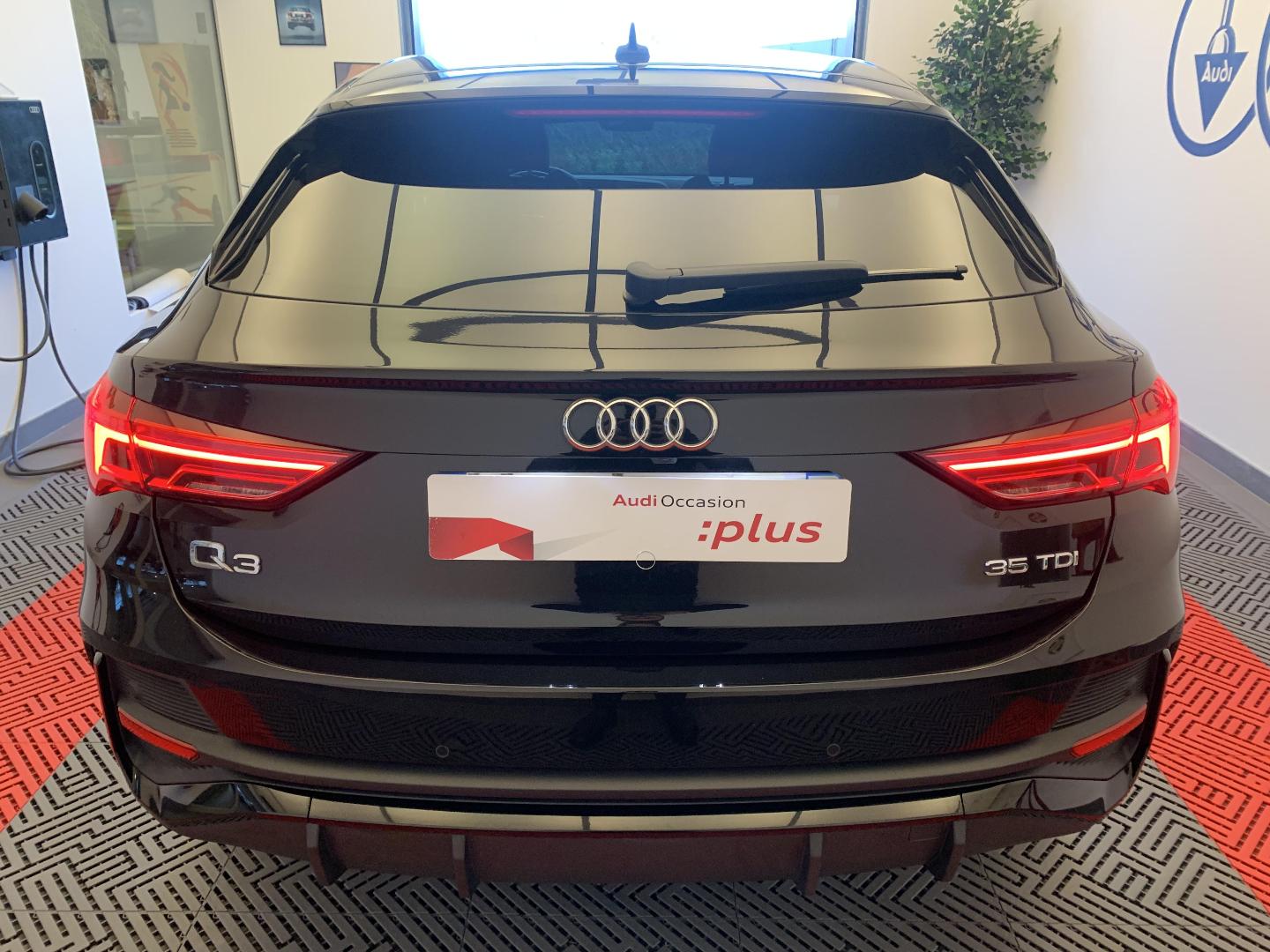 Image about Audi Q3 Sportback S line 35 TDI 110 kW (150 ch) S tronic