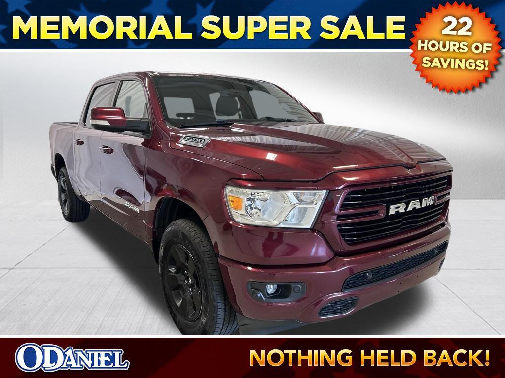 2019 RAM 1500 Big Horn/Lone Star 4x4 Crew Cab 5'7's photo
