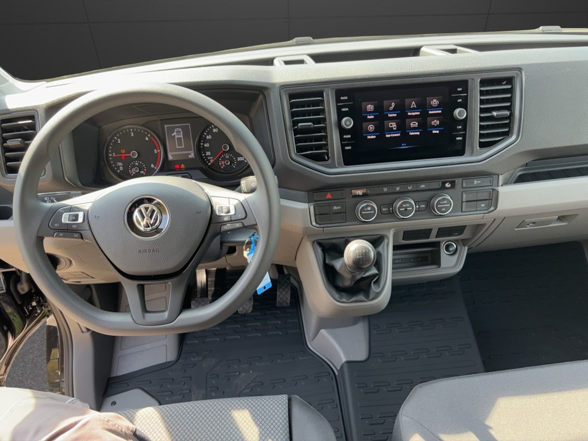 Volkswagen Crafter Einzelkabine langer Radstand