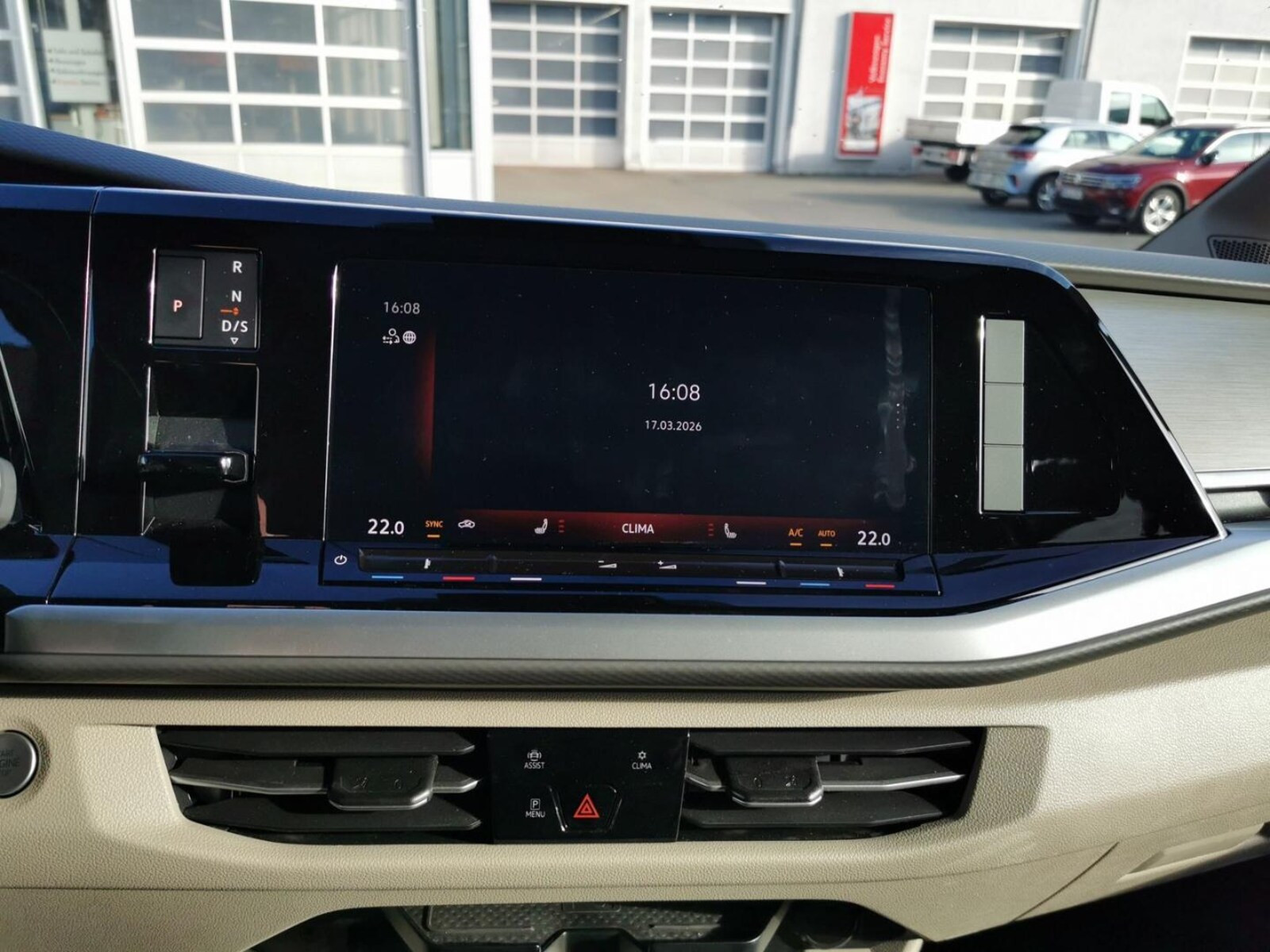 Volkswagen Multivan Langversion – Bild 15