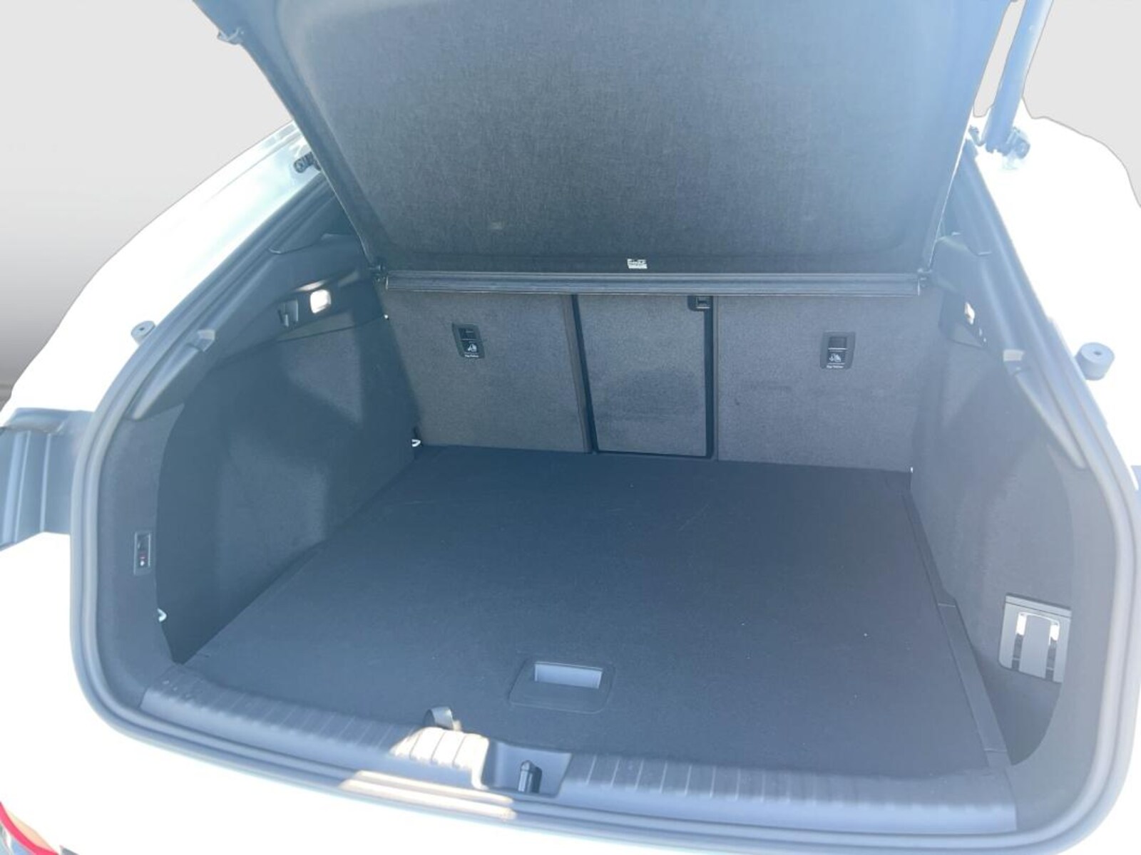 Audi Q4 Sportback e-tron – Bild 13