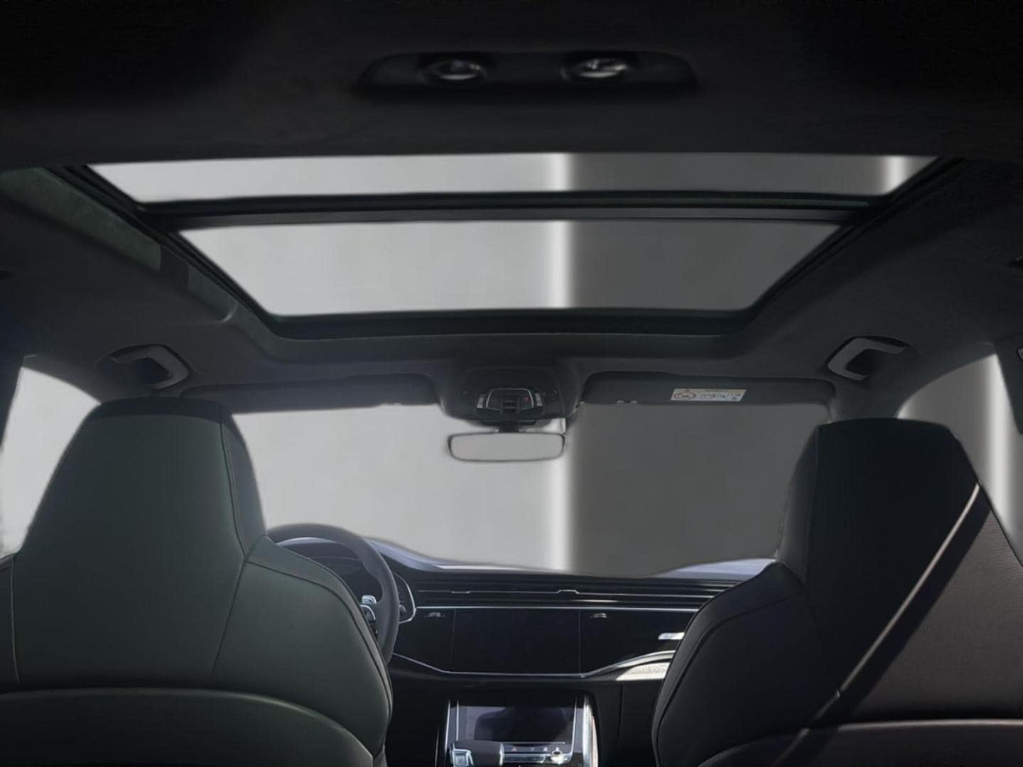Bild über Audi RS Q8 TFSI quattro tiptronic - für weitere Informationen kontaktieren Sie den Audi Partner
