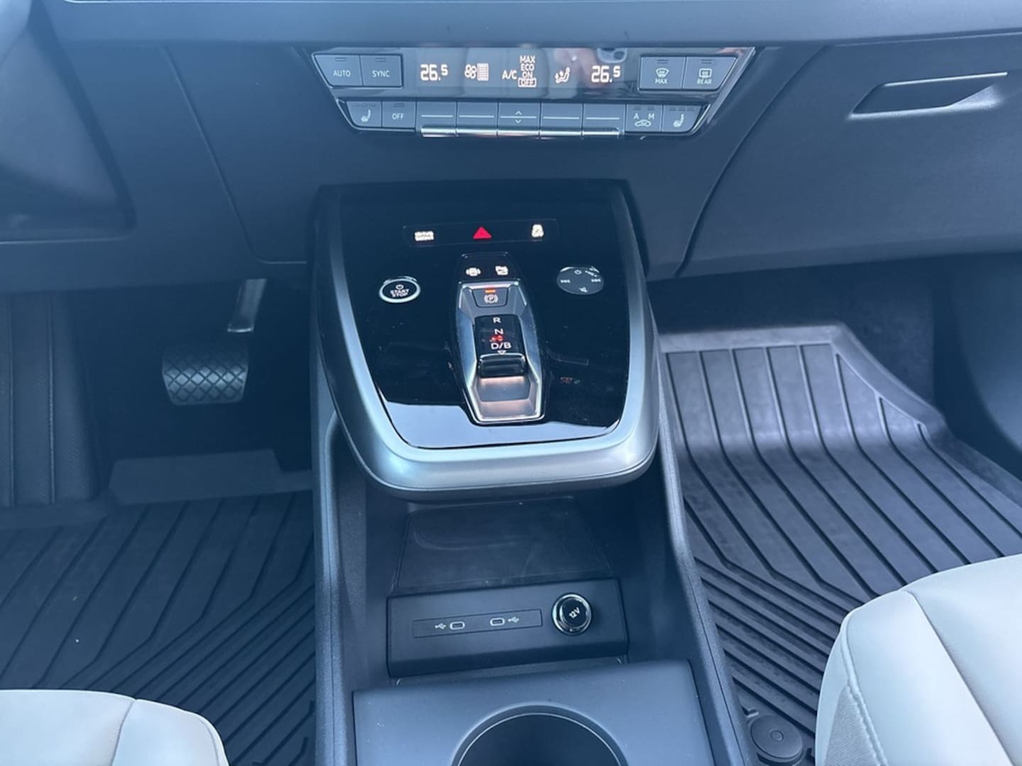 Bild über Audi Q4 e-tron 45 e-tron quattro - für weitere Informationen kontaktieren Sie den Audi Partner