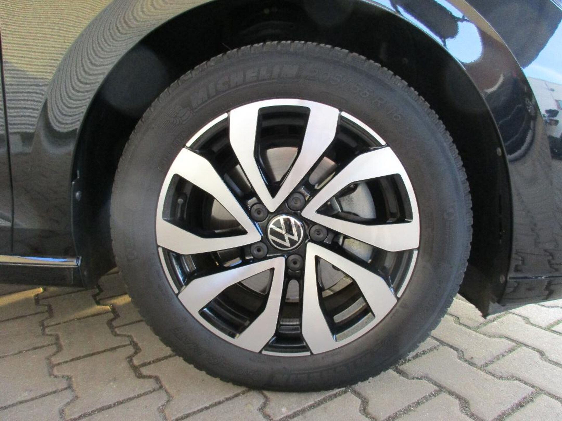 Volkswagen Golf Active