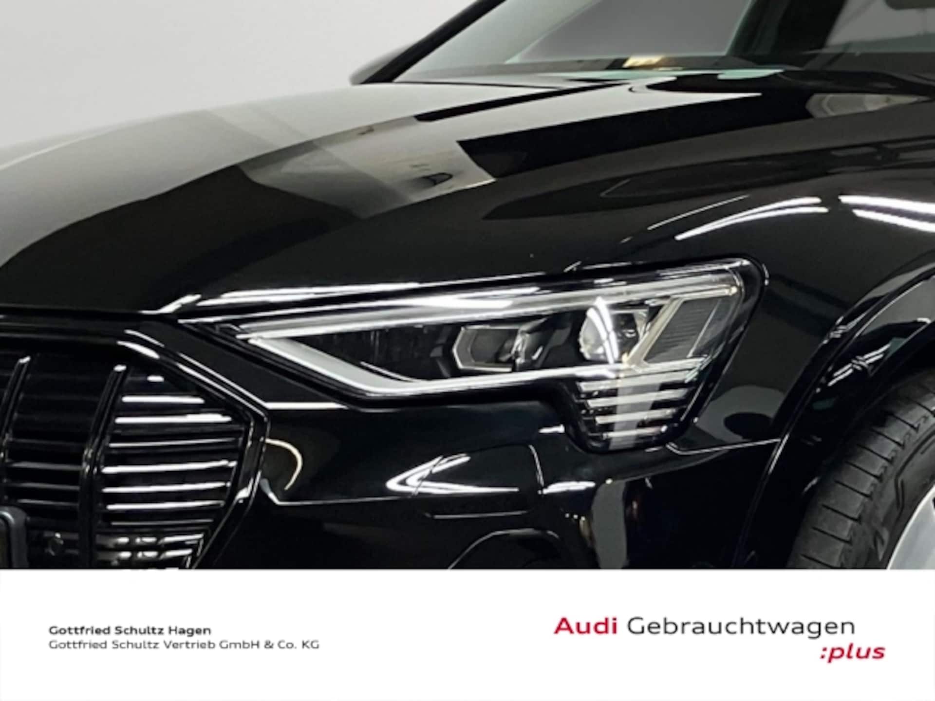 Audi e-tron S line