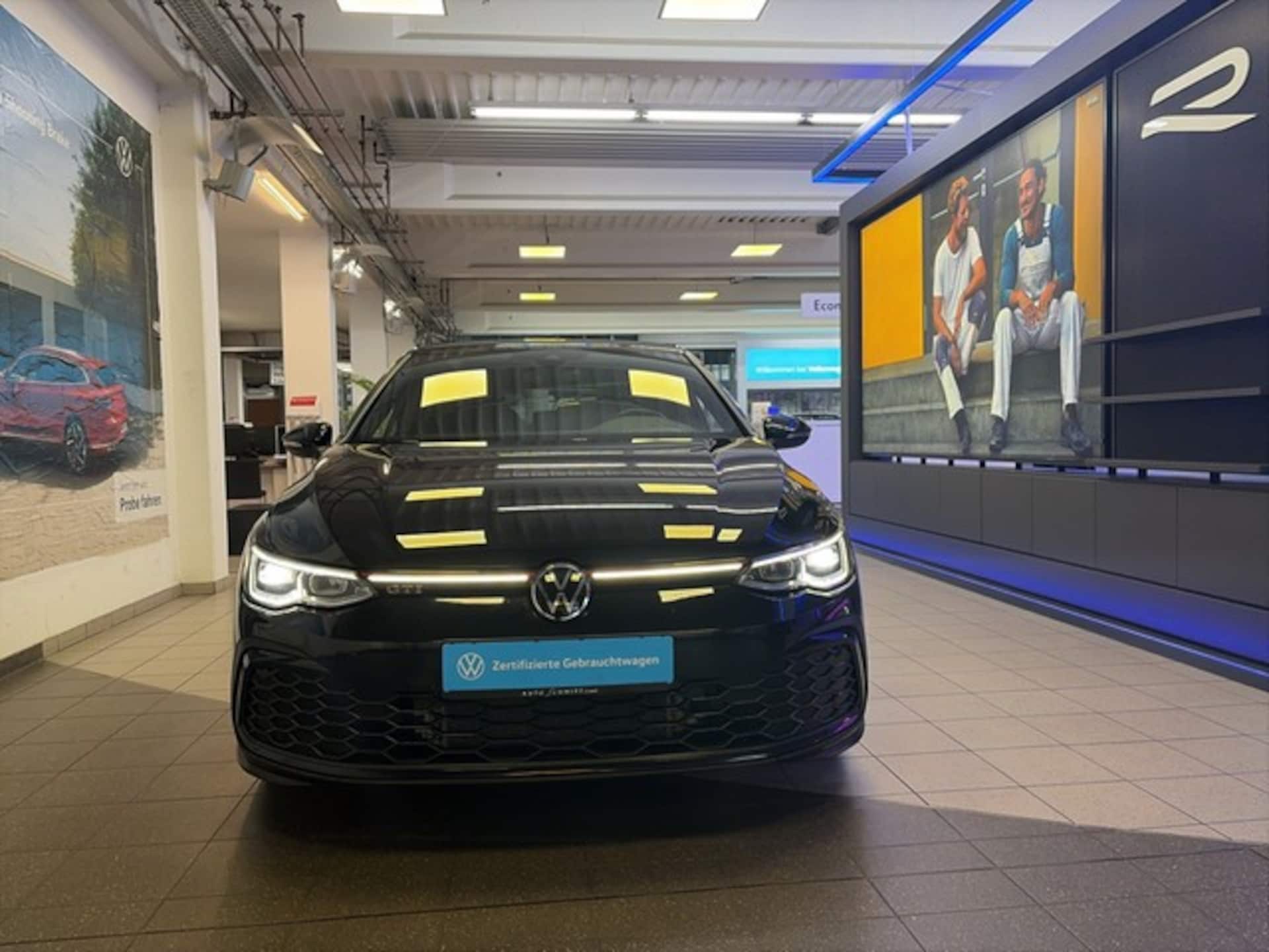 Volkswagen Golf GTI