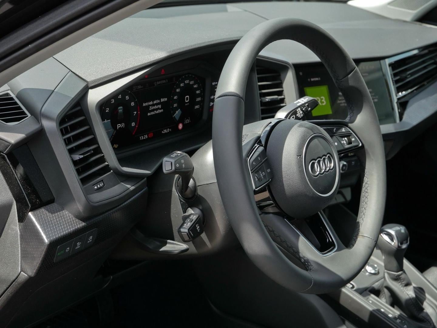 Bild über Audi A1 Sportback advanced 25 TFSI S tronic - für weitere Informationen kontaktieren Sie den Audi Partner