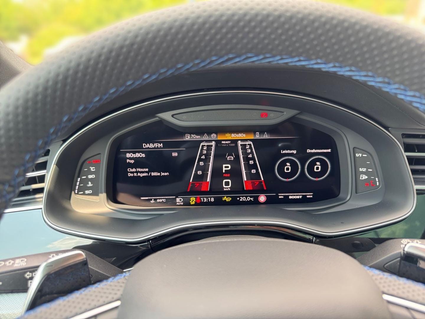 Bild über Audi RS Q8 SUV TFSI quattro 471 kW tiptronic - für weitere Informationen kontaktieren Sie den Audi Partner