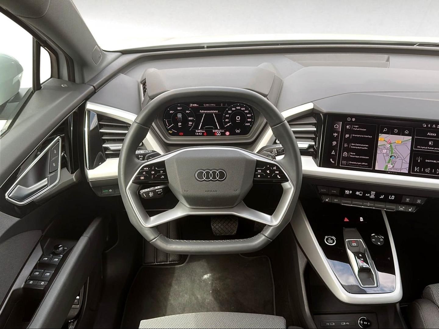 Bild über Audi Q4 e-tron 45 e-tron quattro - für weitere Informationen kontaktieren Sie den Audi Partner