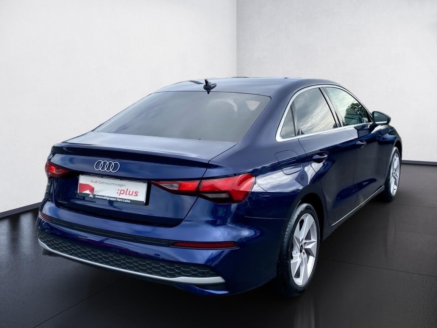 Bild über Audi A3 Limousine advanced 35 TFSI S tronic - für weitere Informationen kontaktieren Sie den Audi Partner