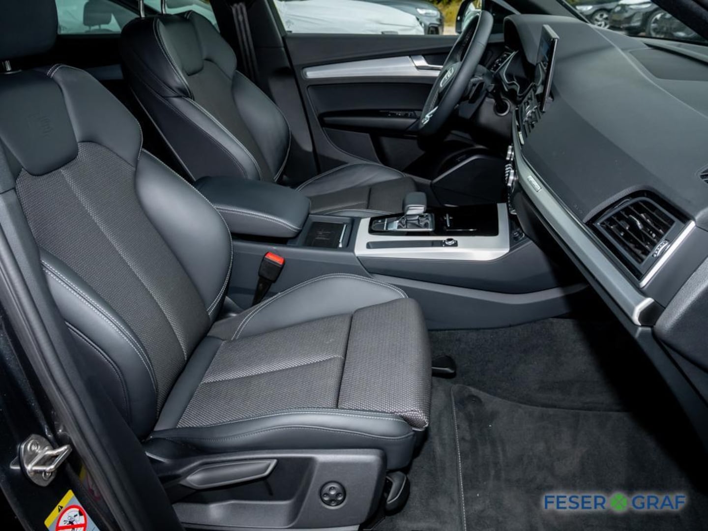 Bild über Audi Q5 Sportback 40 TDI quattro S tronic - für weitere Informationen kontaktieren Sie den Audi Partner