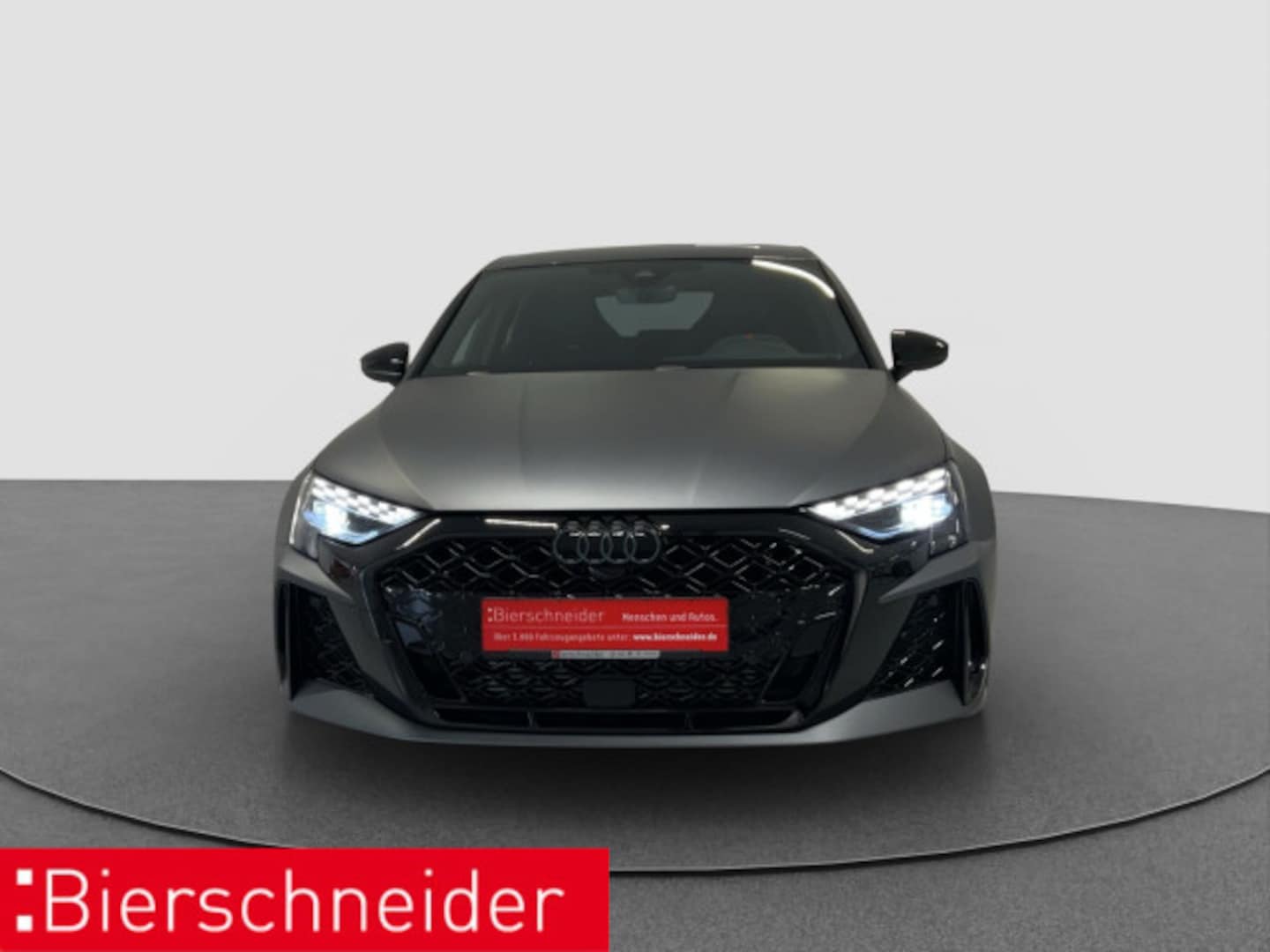 Bild über Audi RS 3 Sportback TFSI quattro S tronic - für weitere Informationen kontaktieren Sie den Audi Partner