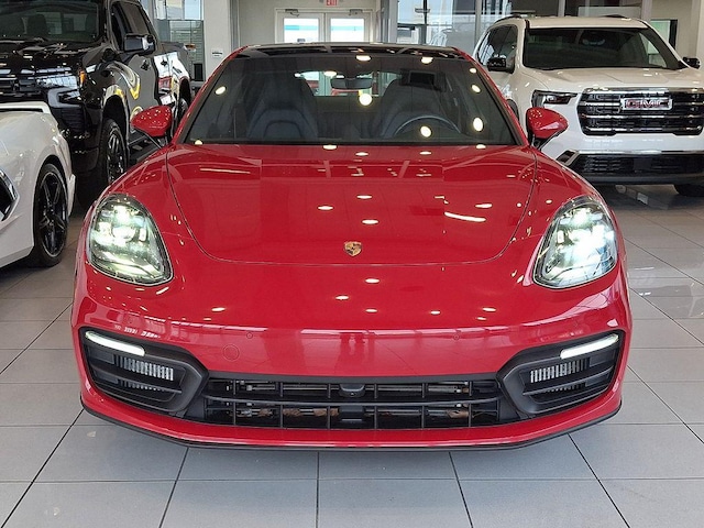 2022 Porsche Panamera