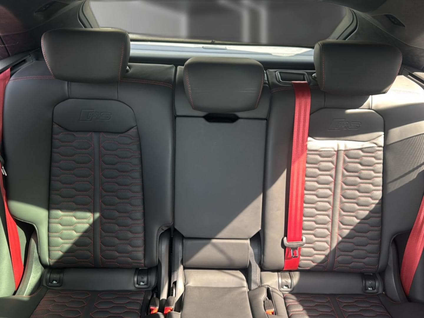 Bild über Audi RS Q8 TFSI quattro tiptronic - für weitere Informationen kontaktieren Sie den Audi Partner