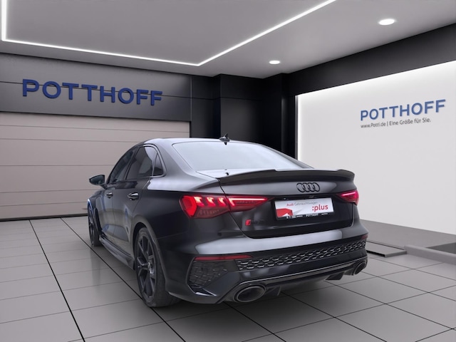 Image about Audi RS 3 Limousine TFSI quattro S tronic