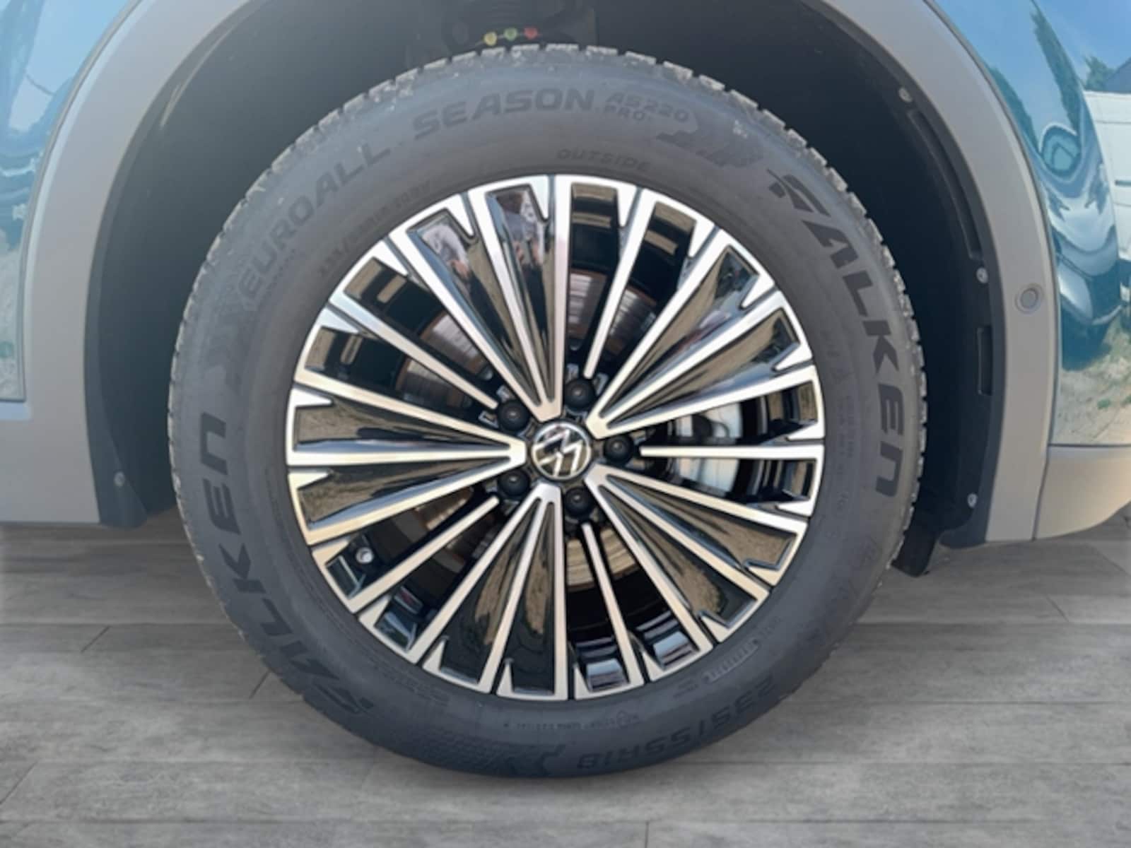 Volkswagen Tiguan – Bild 9