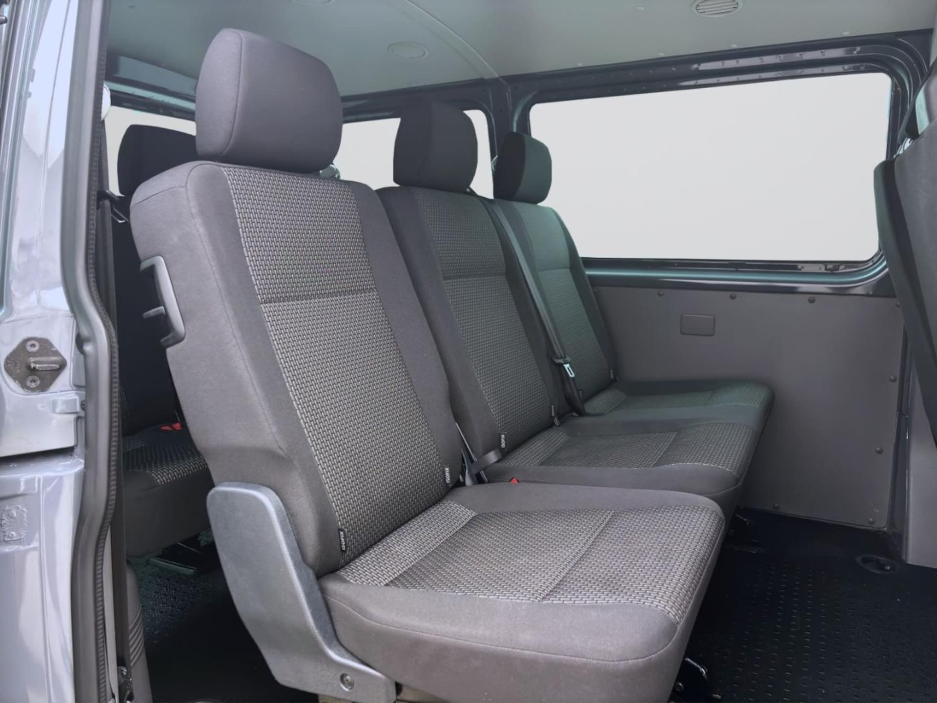 Volkswagen T6.1 Transporter Kombi kurzer Radstand
