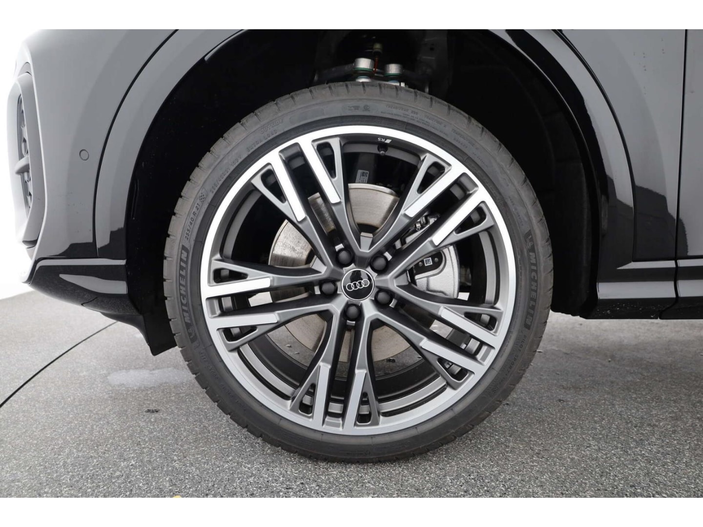 Bild über Audi Q5 Sportback TDI quattro 150 kW S tronic - für weitere Informationen kontaktieren Sie den Audi Partner