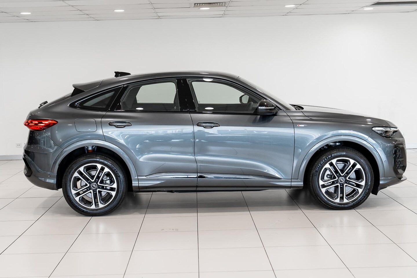 Image about Audi Q5 Sportback TDI quattro 150 kW