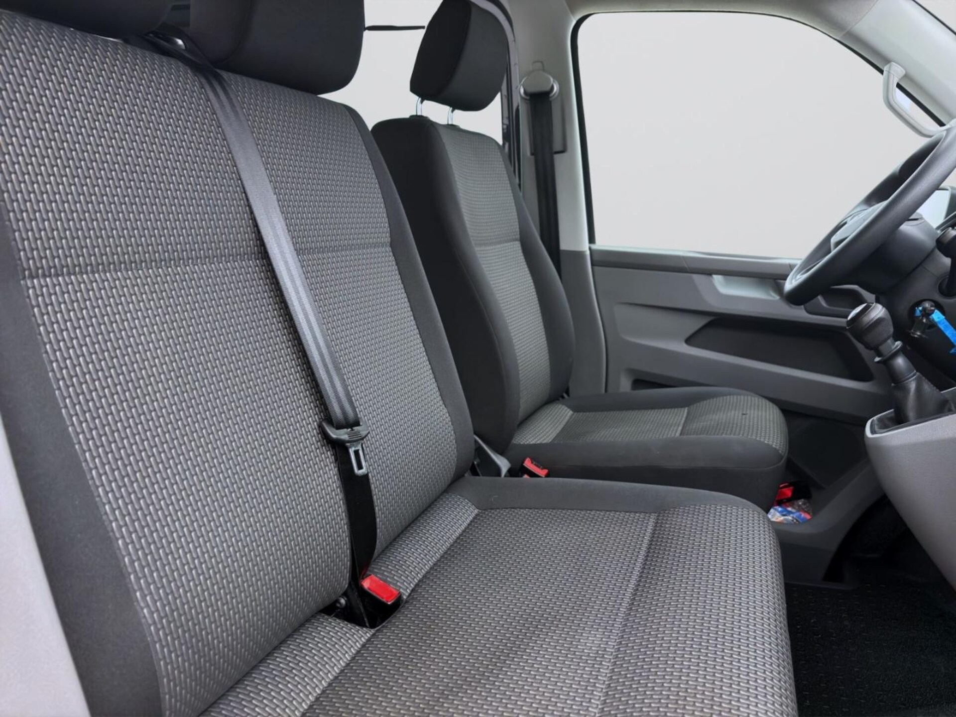 Volkswagen T6.1 Transporter Kombi kurzer Radstand