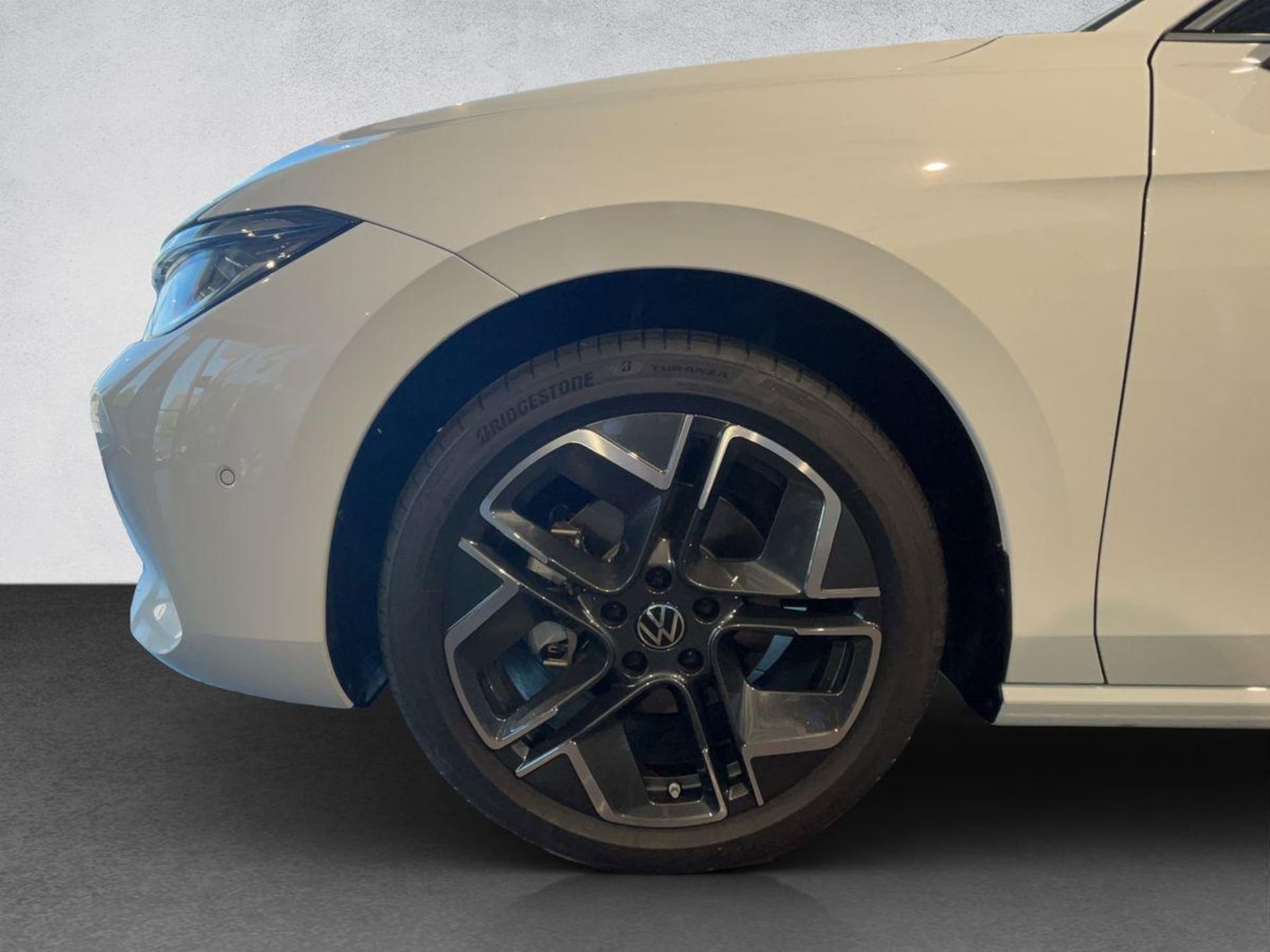 Volkswagen Passat Elegance
