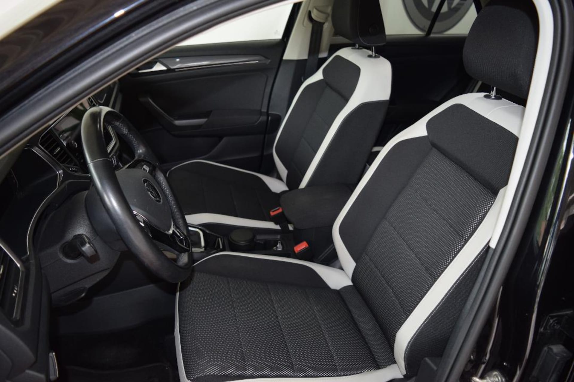 Volkswagen T-Roc Sport
