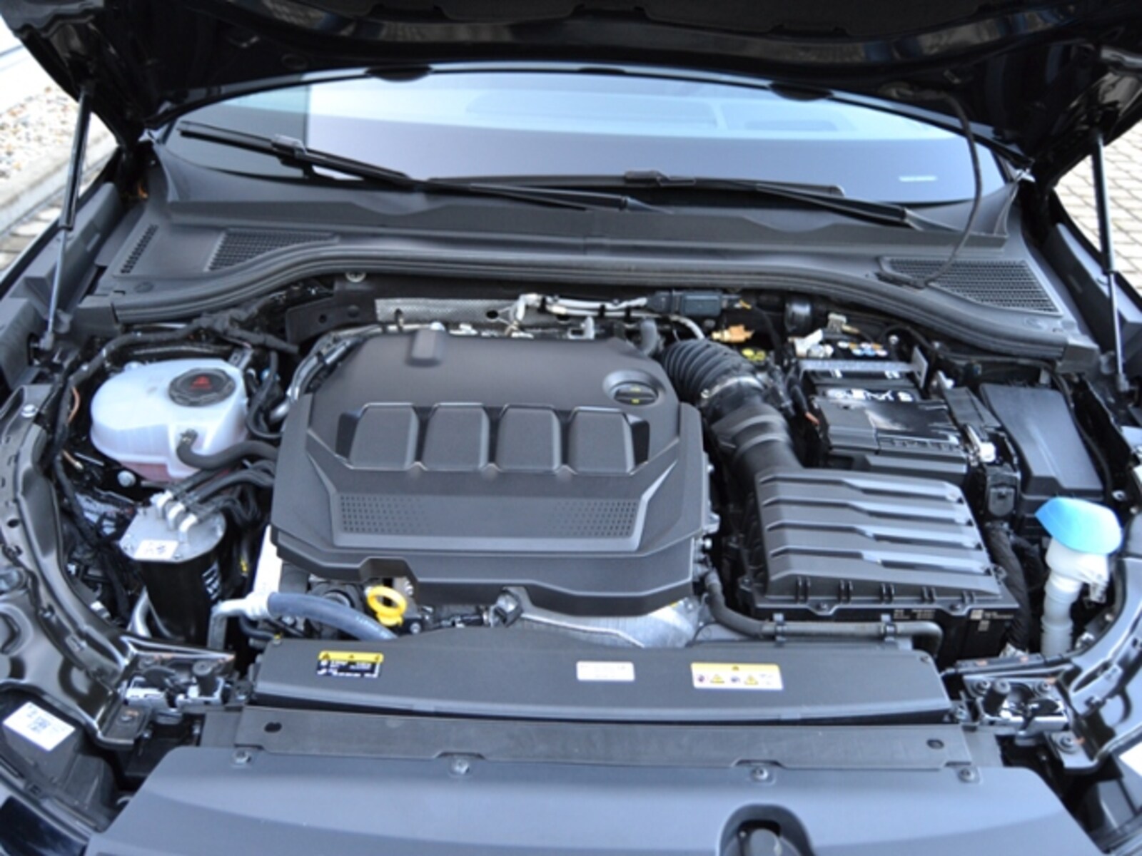 Volkswagen Passat – Bild 13