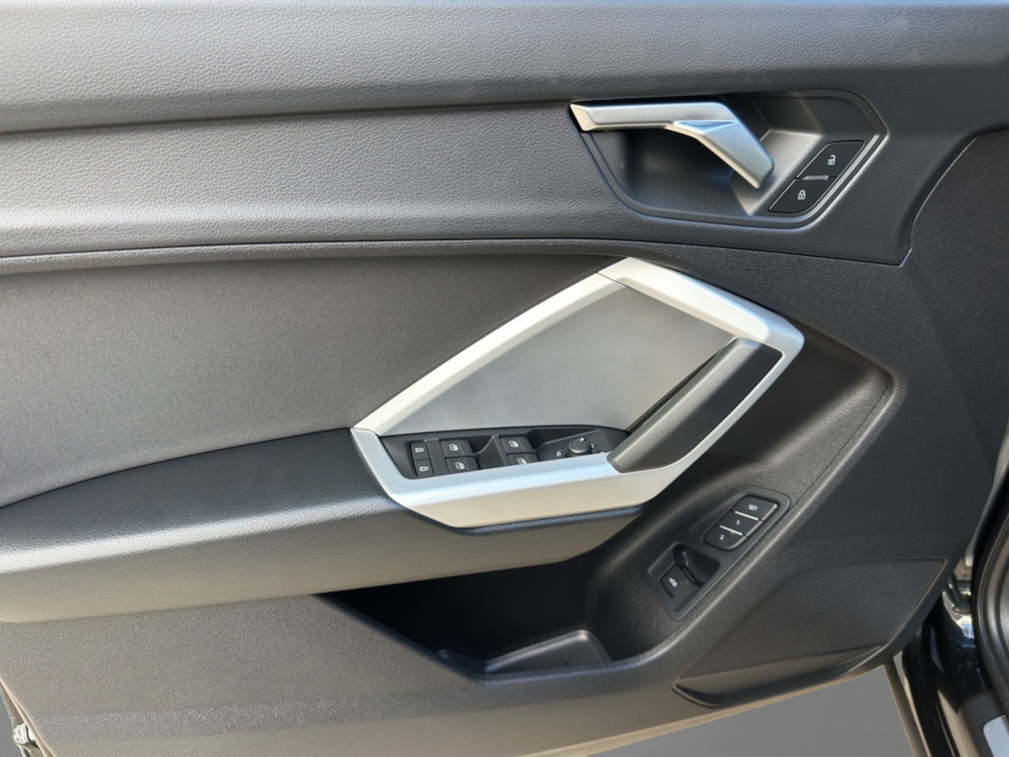 Bild über Audi Q3 advanced 35 TDI S tronic - für weitere Informationen kontaktieren Sie den Audi Partner