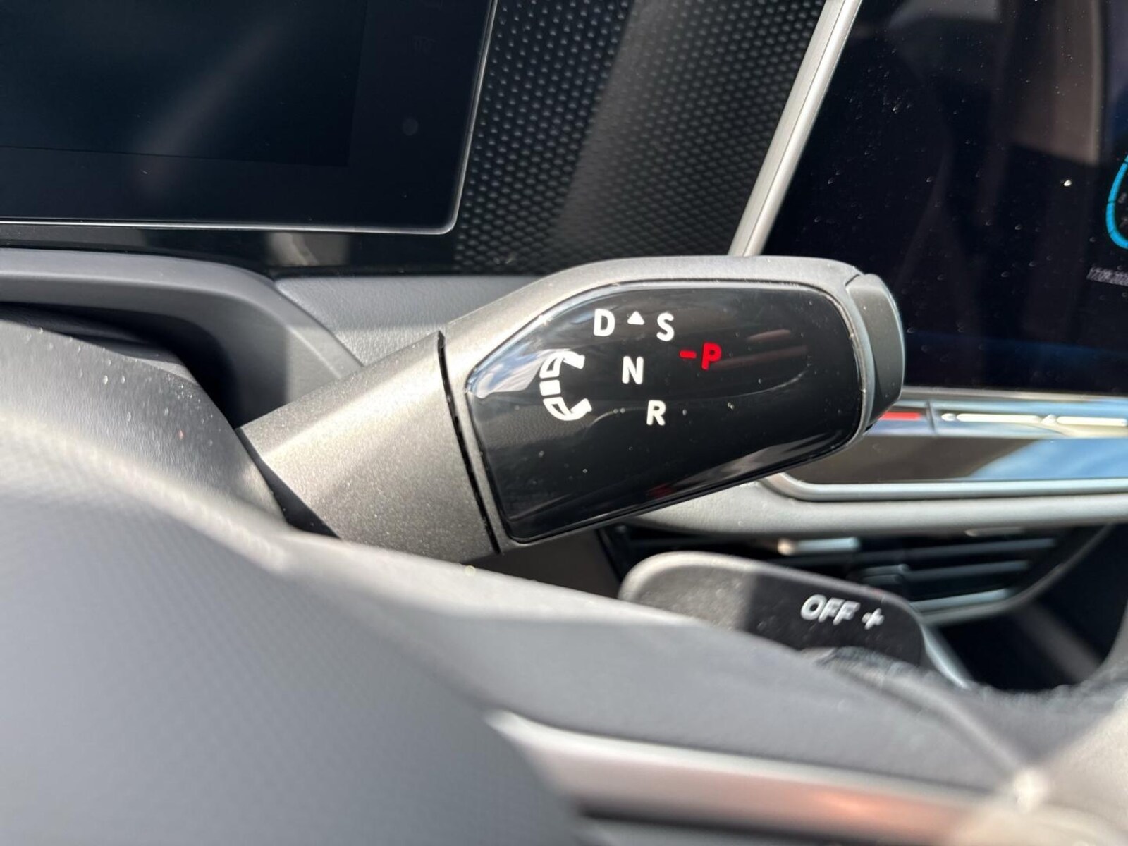 Volkswagen Passat – Bild 10