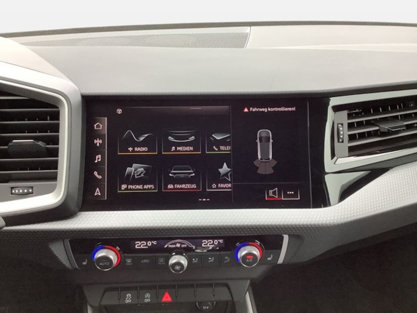 Bild über Audi A1 Sportback advanced 30 TFSI S tronic - für weitere Informationen kontaktieren Sie den Audi Partner