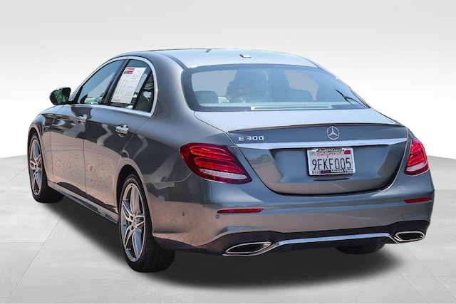 2019 Mercedes-Benz E 300