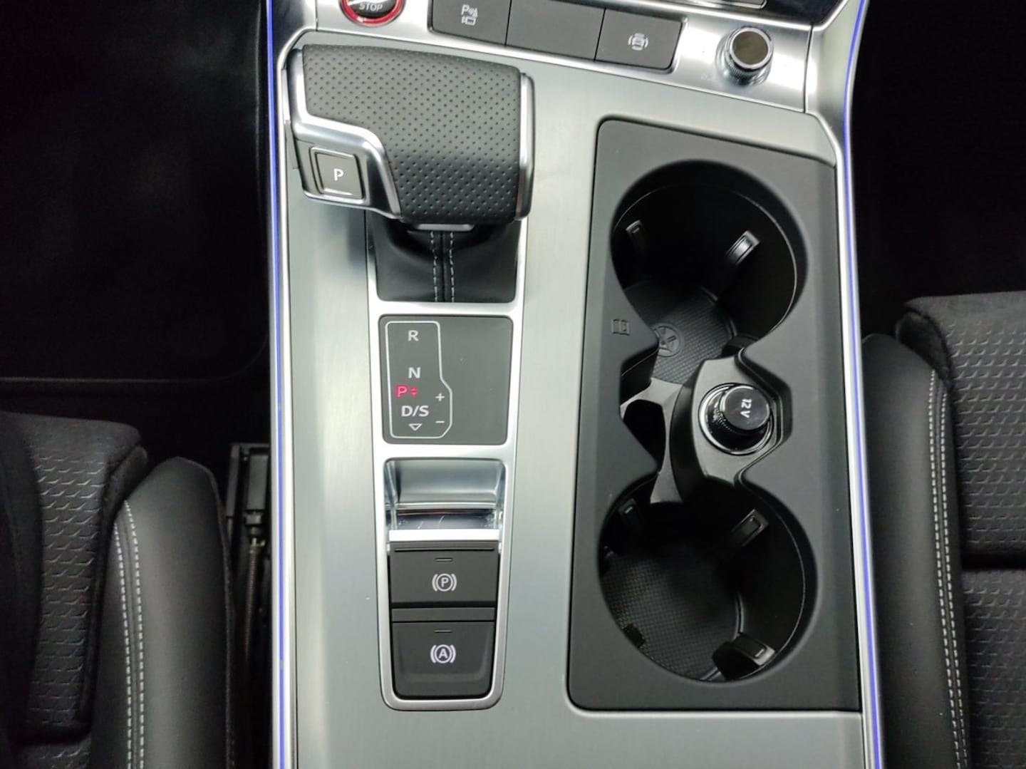 Bild über Audi S6 Limousine TDI quattro tiptronic - für weitere Informationen kontaktieren Sie den Audi Partner
