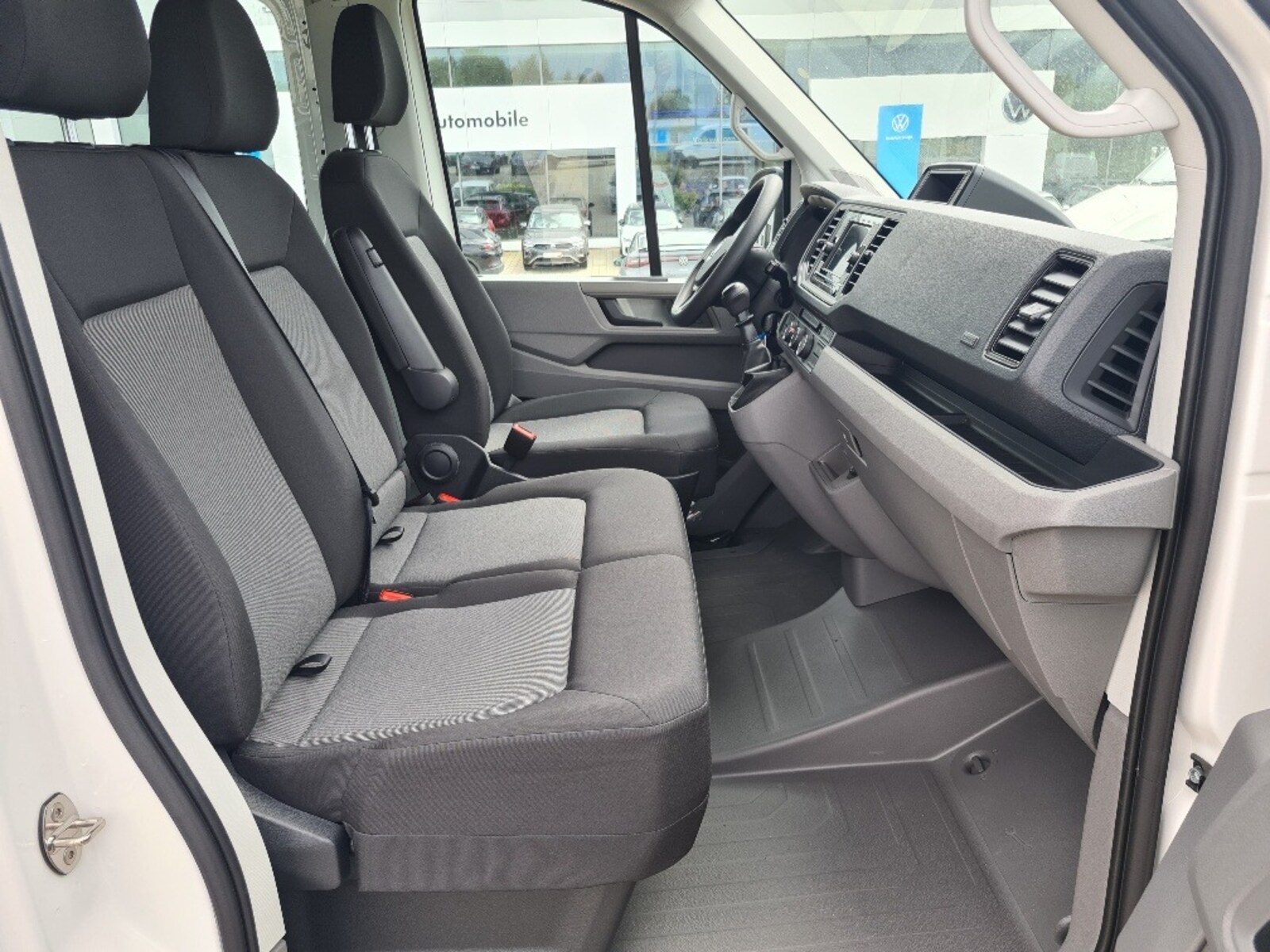 Volkswagen Crafter Kasten langer Radstand – Bild 6