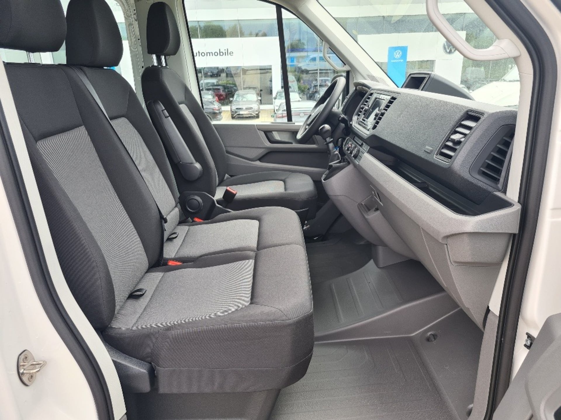 Volkswagen Crafter Kasten langer Radstand
