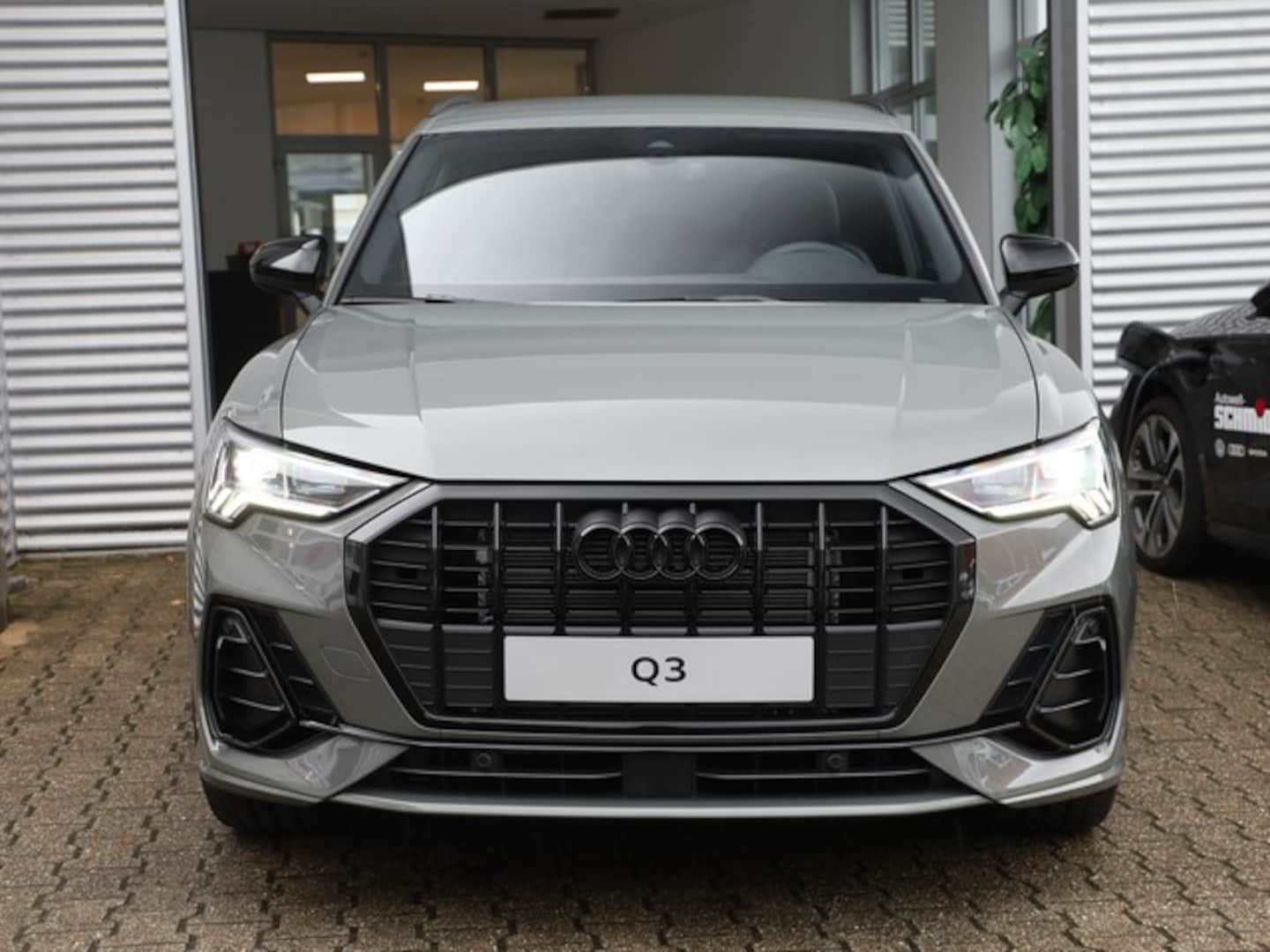 Bild über Audi Q3 TFSI 110 kW S tronic - für weitere Informationen kontaktieren Sie den Audi Partner