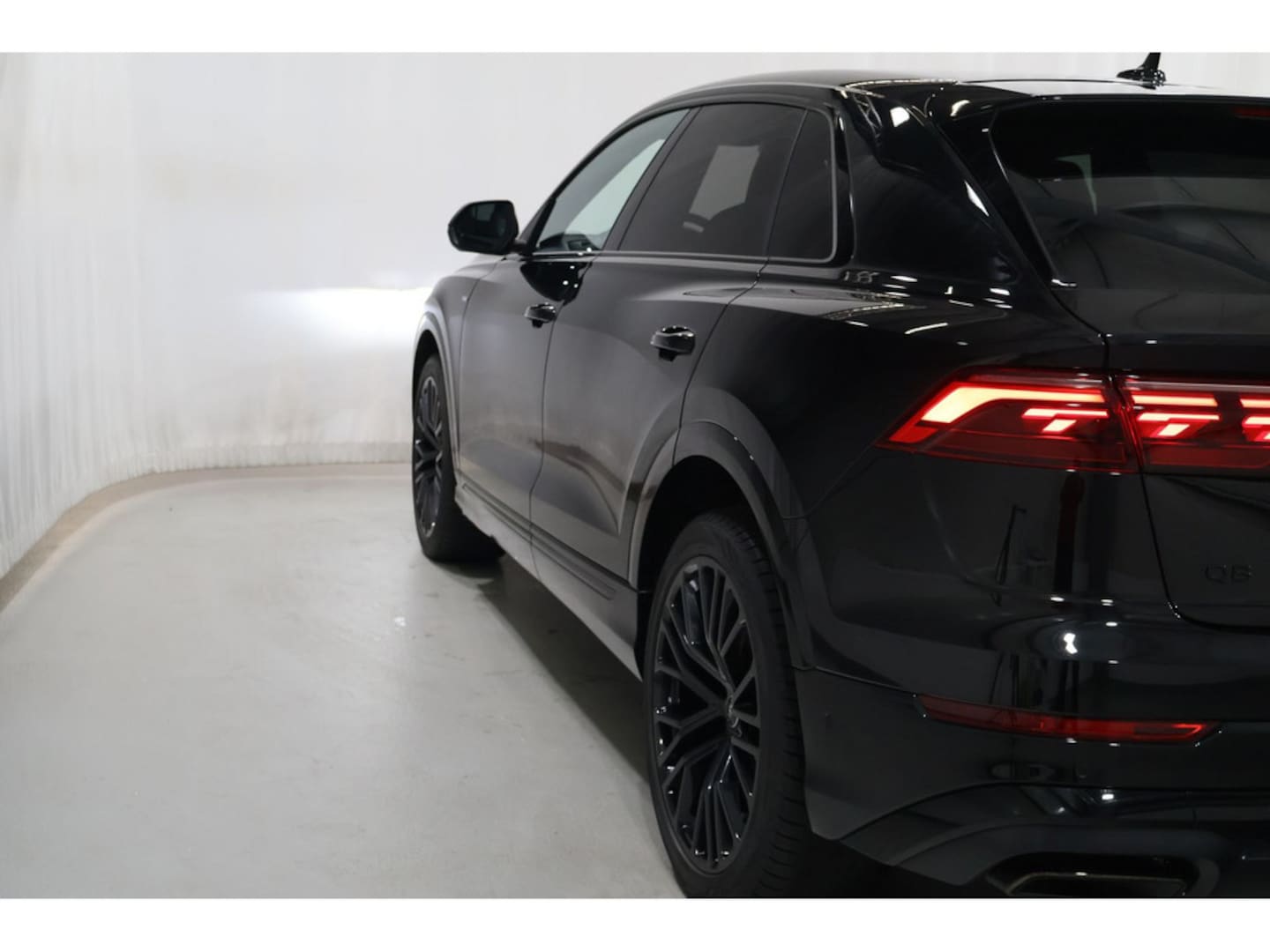 Bild über Audi Q8 SUV 50 TDI quattro tiptronic - für weitere Informationen kontaktieren Sie den Audi Partner