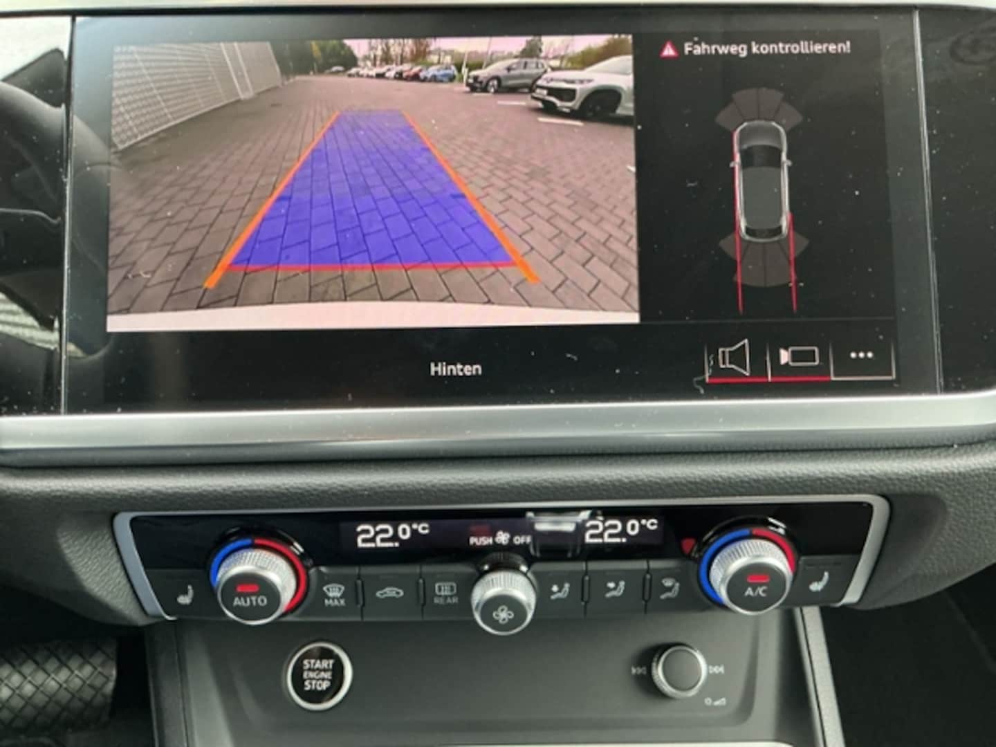 Bild über Audi Q3 Sportback TFSI 110 kW S tronic - für weitere Informationen kontaktieren Sie den Audi Partner