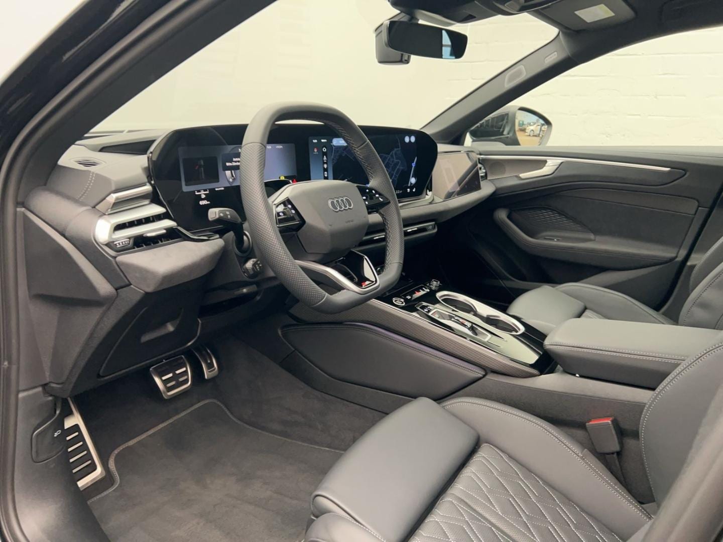 Bild über Audi A6 Avant TDI quattro 220 kW S tronic - für weitere Informationen kontaktieren Sie den Audi Partner