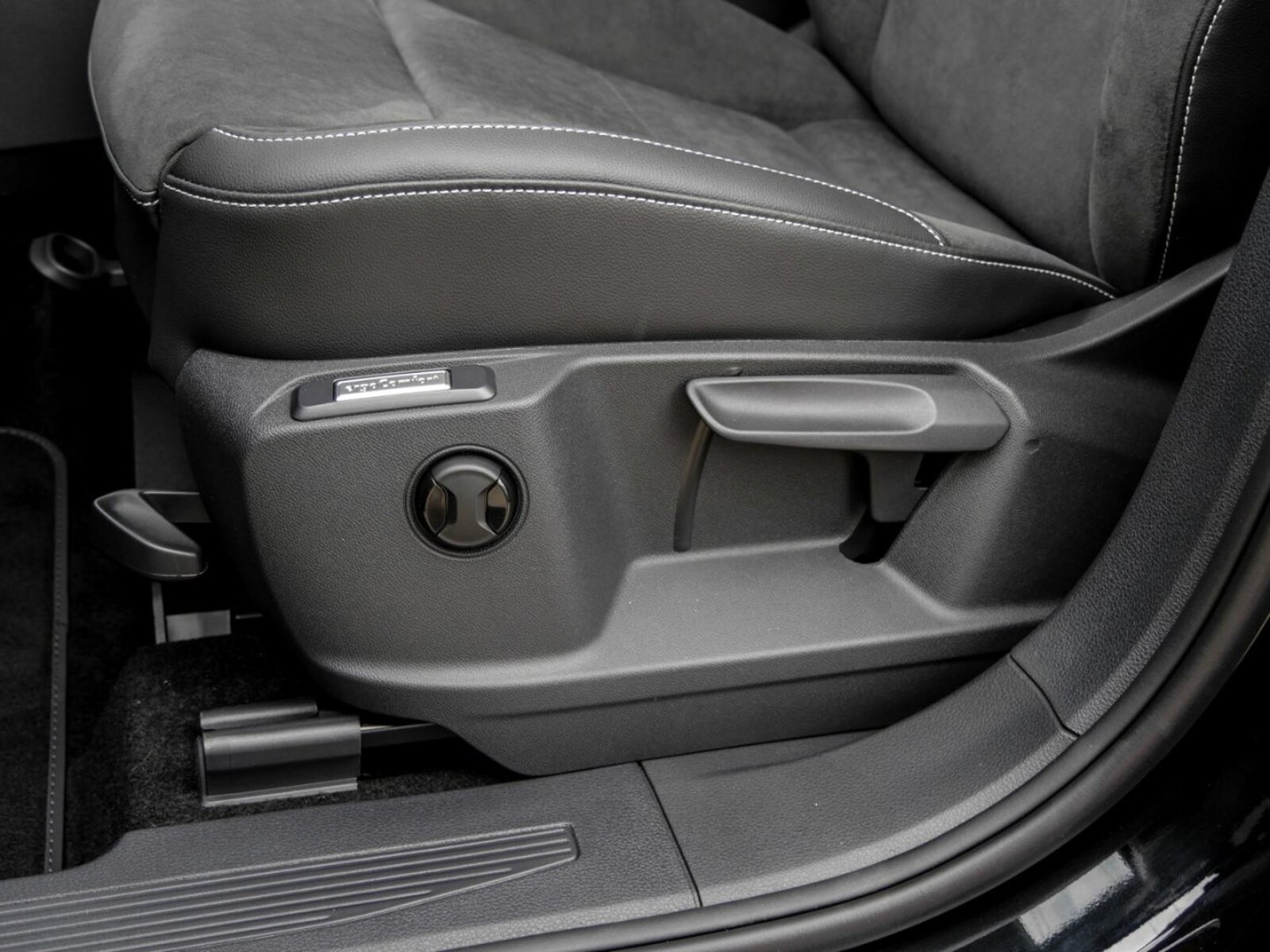 Volkswagen Caddy Kombi – Bild 15