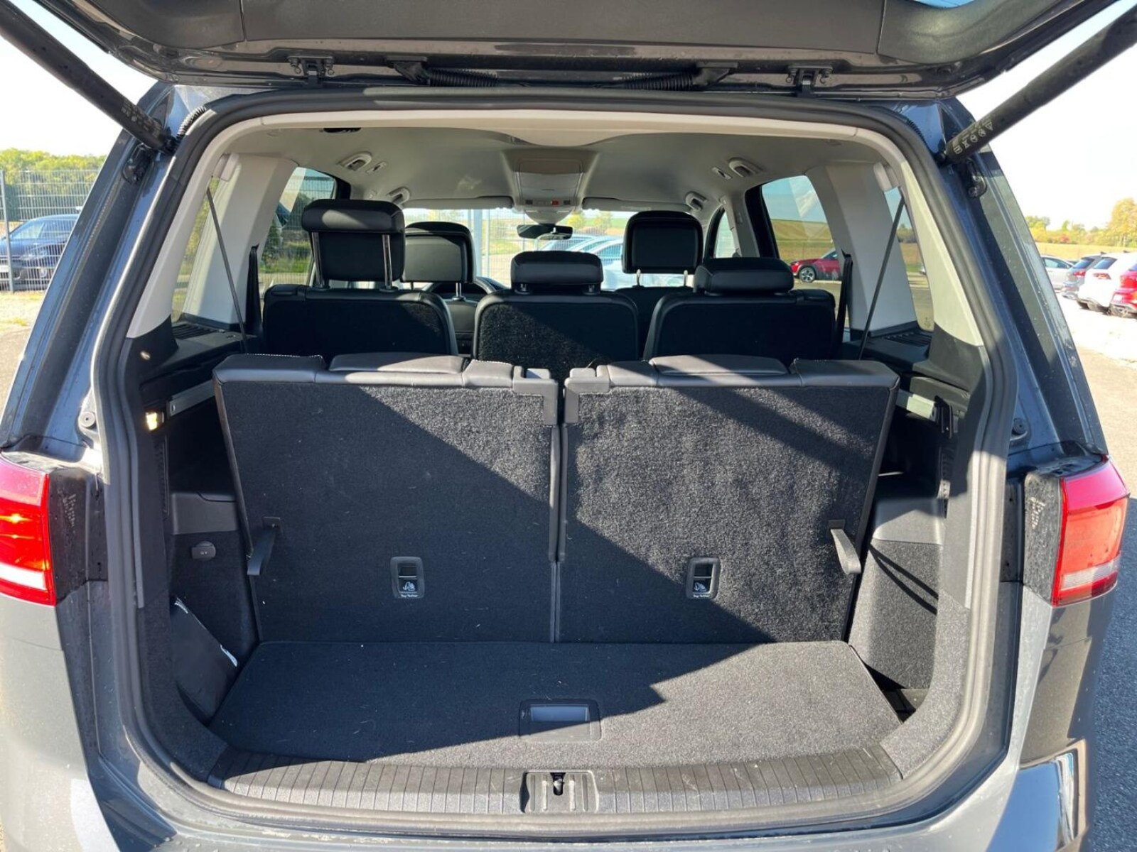 Volkswagen Touran – Bild 15