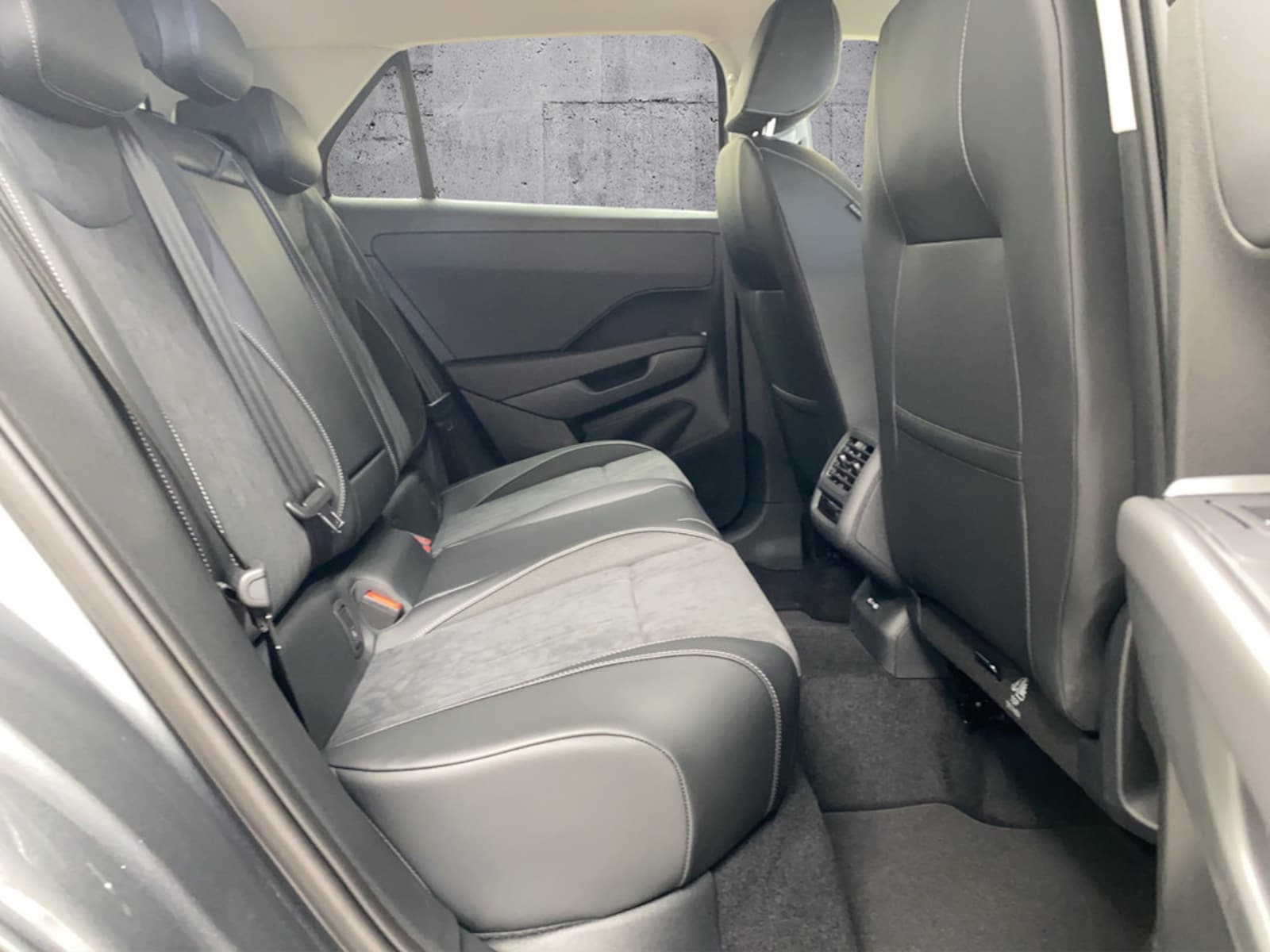 Volkswagen T-Roc – Bild 12